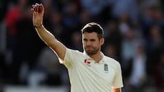 England's James Anderson joins 500 club