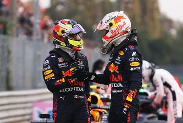 Christian Horner: "Checo Pérez hizo lo suficiente para garantizarse otro contrato"