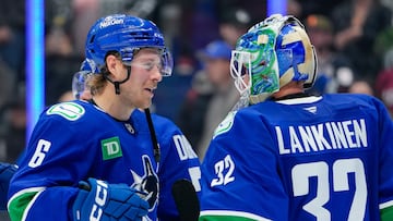 Life-saving message at a hockey game: “It was just one moment in our lives where we crossed paths at the right time”