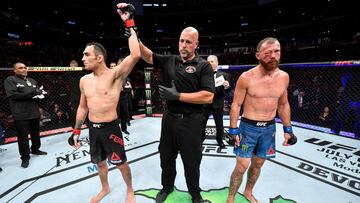 Tony Ferguson y Donald Cerrone durante el UFC 238.