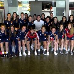 Sergio Ramos visita por sorpresa a la Selección Femenina