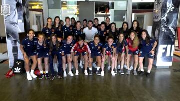 Sergio Ramos visita por sorpresa a la Selección Femenina