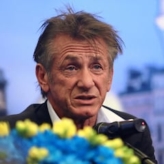 Sean Penn amenaza con “fundir” sus Oscars si Zelenski no interviene en la ceremonia