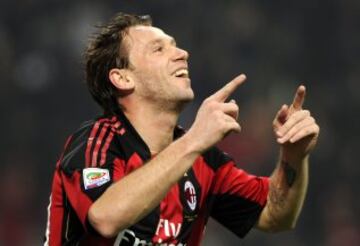 Cassano duro las mismas tres temporadas que Mario Yepes en el AC Milan