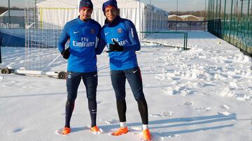 PSG train in the snow