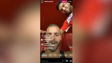 Llaman "facha" a Soldado en un directo de Instagram y atención a la reacción de sus compa?eros