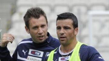 KRAKOW, POLAND - JUNE 15: (L-R) Antonio Cassano and Antonio Di Natale of Italy look on during a training sessioni at Marshal Józef Pilsudski Stadium on June 15, 2012 in Krakow, Poland. (Photo by Claudio Villa/Getty Images)