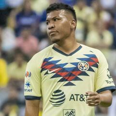 Así fue la expulsión de Roger Martínez por soltar un codazo