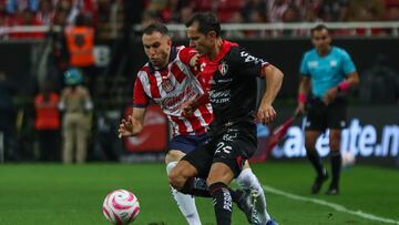 (L-R), Alejandro Manuel Mayorga of Guadalajara and Augusto Solari of Atlas during the game Guadalajara vs Atlas, corresponding to Round 12 of the Torneo Apertura 2023 of the Liga BBVA MX, at Akron Stadium, on October 07, 2023.

<br><br>

(I-D), Alejandro Manuel Mayorga de Guadalajara y Augusto Solari de Atlas durante el partido Guadalajara vs Atlas, correspondiente a la Jornada 12 del Torneo Apertura 2023 de la Liga BBVA MX, en el Estadio Akron, el 07 de Octubre de 2023.