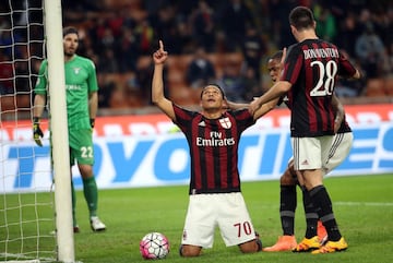 En 2015 el Milan fichó a Carlos Bacca por 30 millones de euros procedente del Sevilla.