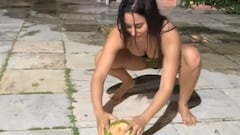 Pangal enseña a abrir cocos en Brasil y Meli Noto aprende al instante: ¡aplausos de todo Chile para ella!