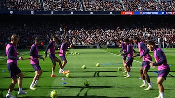 Entrenamiento del Barcelona en el Spotify Camp Nou.