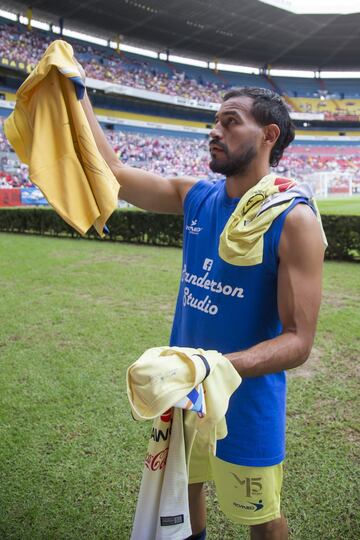 Las leyendas que despidieron el estadio Azul