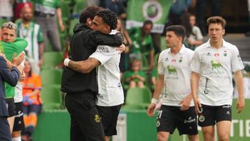 Mboula inauguró el marcador y se lo dedicó al doctor Dívar, protagonista contra el Elche.