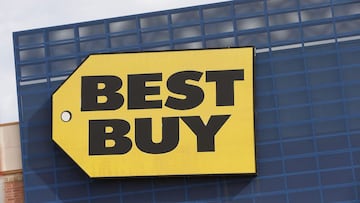 ARCHIVO - En esta foto de archivo del 27 de agosto de 2019, el logotipo de Best Buy se muestra en una tienda en Richfield, Minnesota.