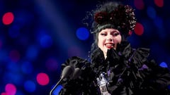 From classic hits to controversial tunes: AI picks the catchiest songs ever