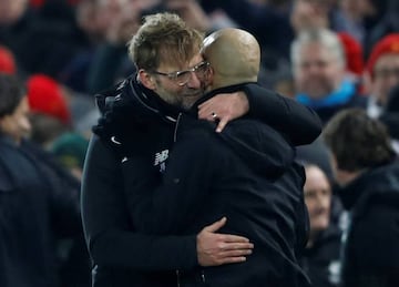 How managers should behave | Liverpool's Jürgen Klopp hugs Manchester City's Pep Guardiola after the match.