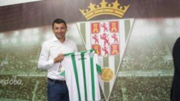 Djukic, en su presentación.