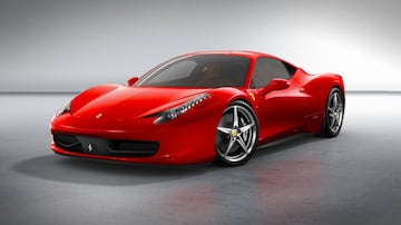 Un modelo famoso por haber sido protagonista del polémico choque de Arturo Vidal en el marco de la Copa América 2015. Éste es el Ferrari 458 Italia que tuvo el volante nacional.