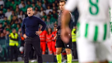 Quique, durante el derbi.