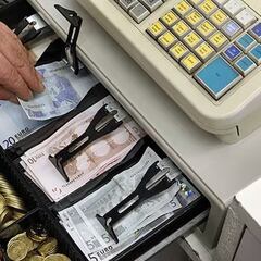 Este es el país de Europa que más dinero en efectivo utiliza: la posición de España