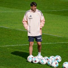 Paunovic anuncia la titularidad de Cazorla y lamenta la baja de Lamine Yamal: “Va a marcar una época en el fútbol”