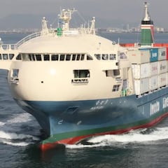 Este país construye un barco con forma de avión y nadie lo quiere copiar