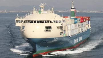 Este país construye un barco con forma de avión y nadie lo quiere copiar