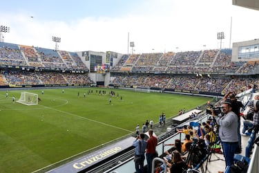 El Ceuta apura sus opciones para poder empezar en el Alfonso Murube