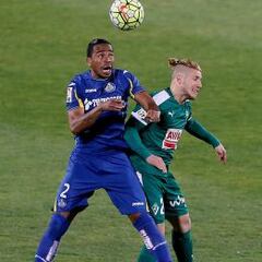 Un taconazo de Bastón hizo justicia en el Coliseum