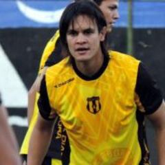 Defensor paraguayo niega contactos con Millonarios