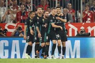 1-2. Marco Asensio celebró el segundo gol.