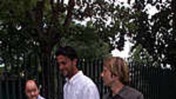 Kiko y Mendieta vuelven a España tras firmar con el Lazio italiano (EFE).