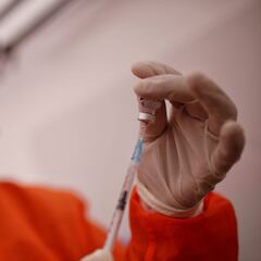 Tercera dosis de la vacuna: por qué habría que ponerla en Colombia en 2022