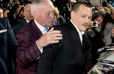Johnny Depp, borracho en el estreno de Asesinato en el Orient Express