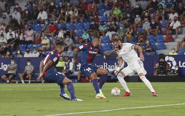 Asistencia de Benzema para que Bale haga el 0-1.