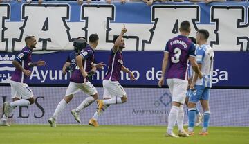 Los jugadores del Eibar festejan su gol.