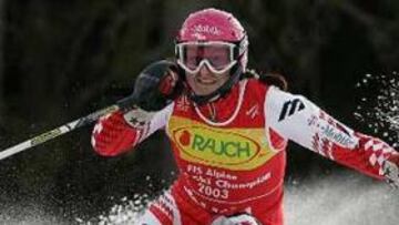 <b>INTRATABLE.</B> Janica Kostelic ha revalidado el título logrado hace dos años en la estación suiza de St. Moritz.