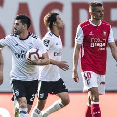 El Benfica se hace con el liderato tras arrollar al Braga