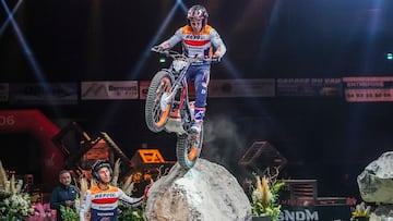 Toni Bou, con la Montesa del Repsol Honda en el X-Trial de Niza 2024.