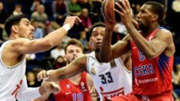 Uno por uno: Ayón y Rivers remaron demasiado solos