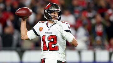 TAMPA, FLORIDA - JANUARY 16: Tom Brady #12 of the Tampa Bay Buccaneers throws a pass against the Dallas Cowboys during the second half in the NFC Wild Card playoff game at Raymond James Stadium on January 16, 2023 in Tampa, Florida.   Mike Ehrmann/Getty Images/AFP (Photo by Mike Ehrmann / GETTY IMAGES NORTH AMERICA / Getty Images via AFP)