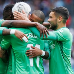 Rosier y Juan Cruz, nueva pareja de peligro para la banda derecha