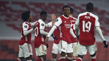 LONDON, ENGLAND - NOVEMBER 05: Arsenal players celebrate after Sheriff Sinyan of Molde scores an own goal giving arsenal their second goal during the UEFA Europa League Group B stage match between Arsenal FC and Molde FK at Emirates Stadium on November 05