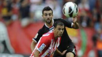 El Murcia da una lección al Sporting en El Molinón