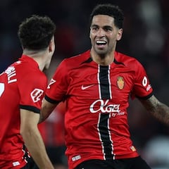 El Atlético Mineiro insiste por Omar Mascarell