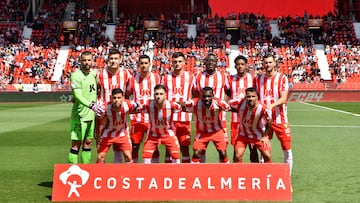 Formación del Almería ante el Getafe