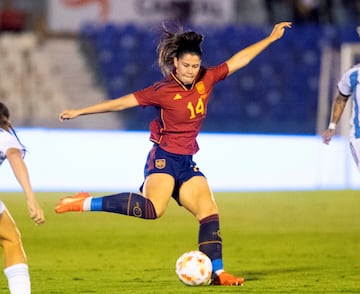 María Méndez Fernández central en el Levante UD.