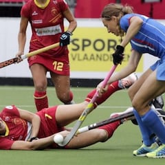 Iglesias salva el estreno de las RedSticks ante Rusia