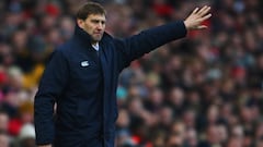 Este es Tony Adams: de mito del Arsenal a entrenar al Granada